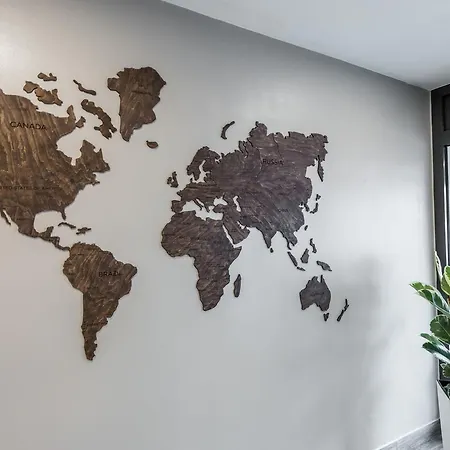 Greenwood Centrum Hostel *