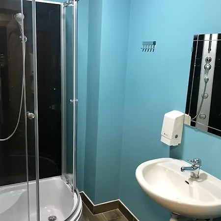 Greenwood Centrum Hostel